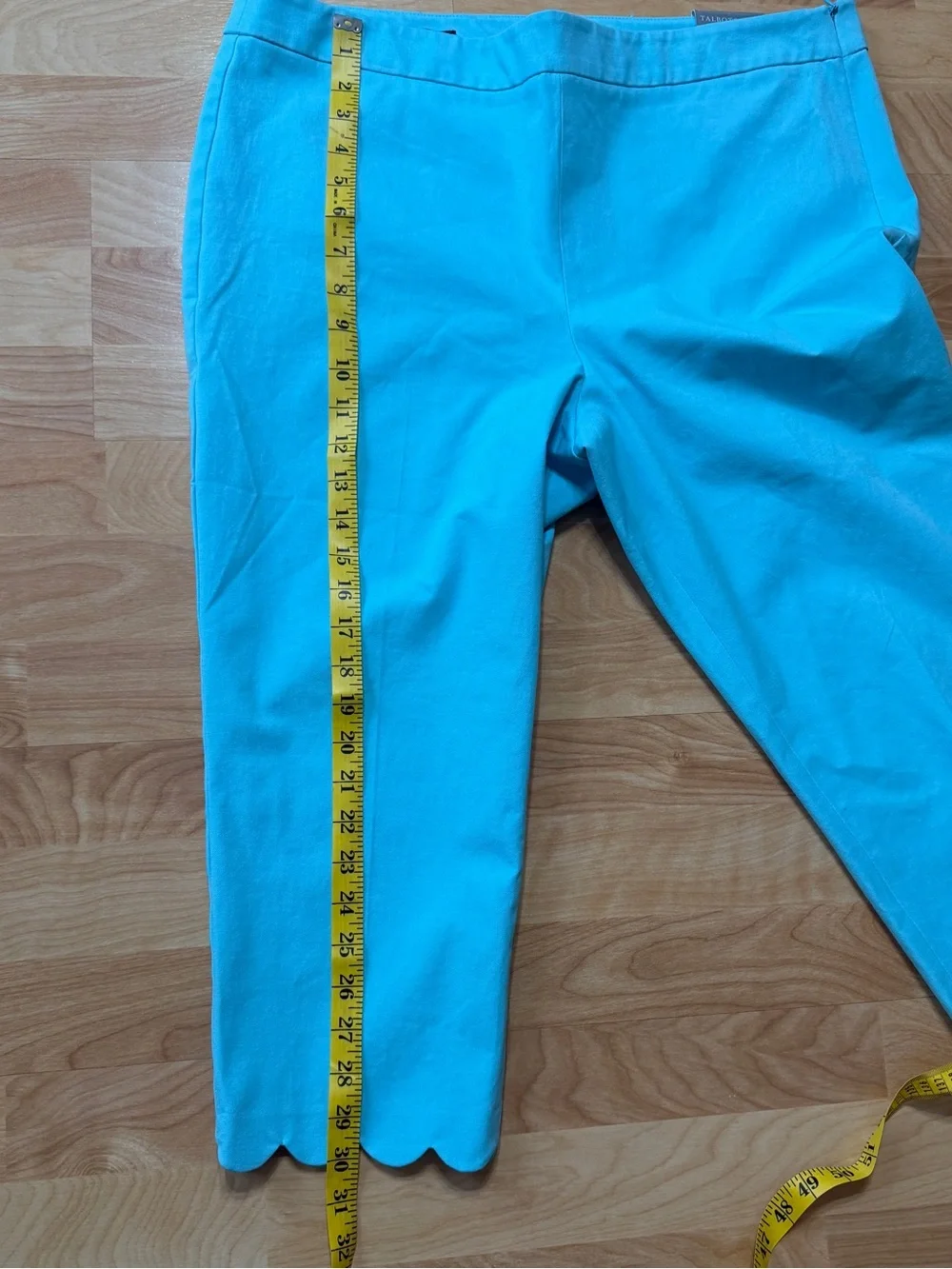 Talbots Chatham Crop pants with scalloped edges. Tiffany Blue size 16P NEW